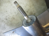 Load image into Gallery viewer, Yamaha 115hp 4 stroke outboard 25 inch shaft lower unit
