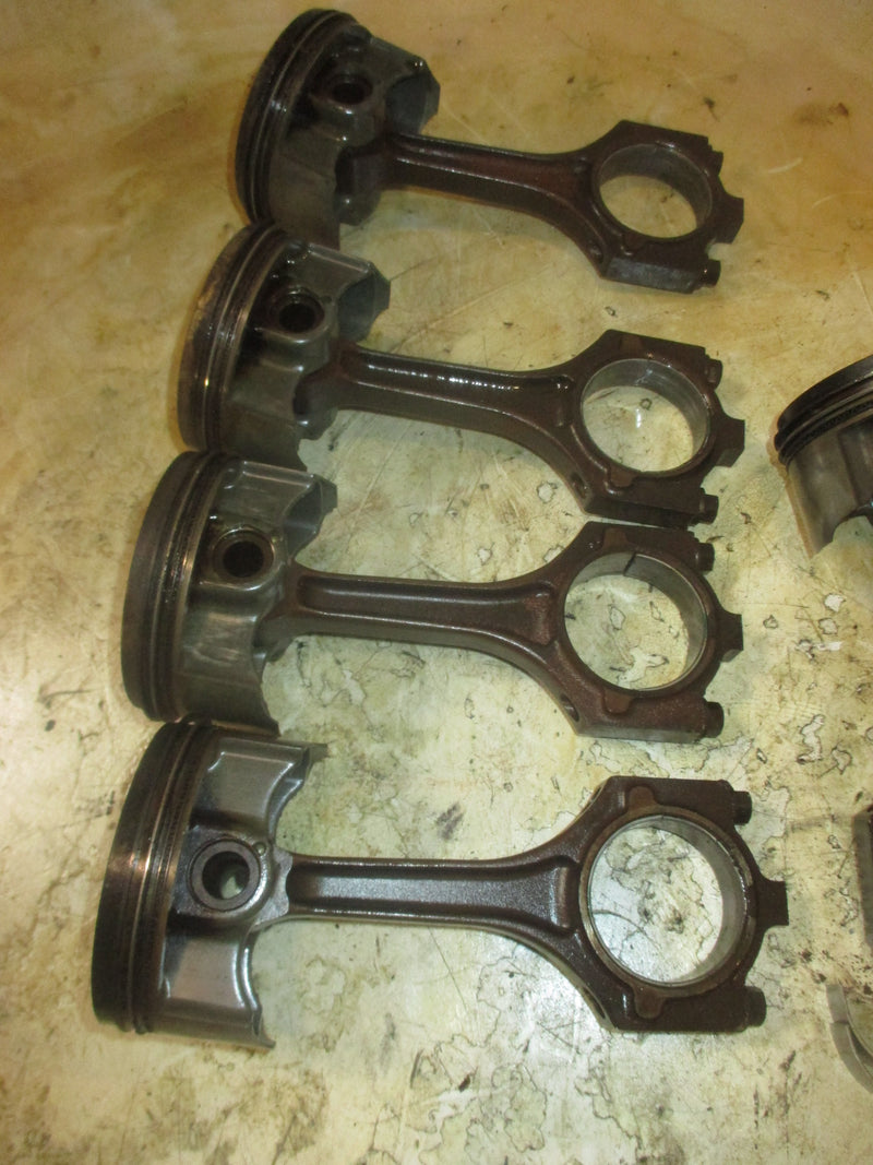 Yamaha 225hp 4 stroke Outboard Piston and rod set of 5 (69J-42771-00-8D)