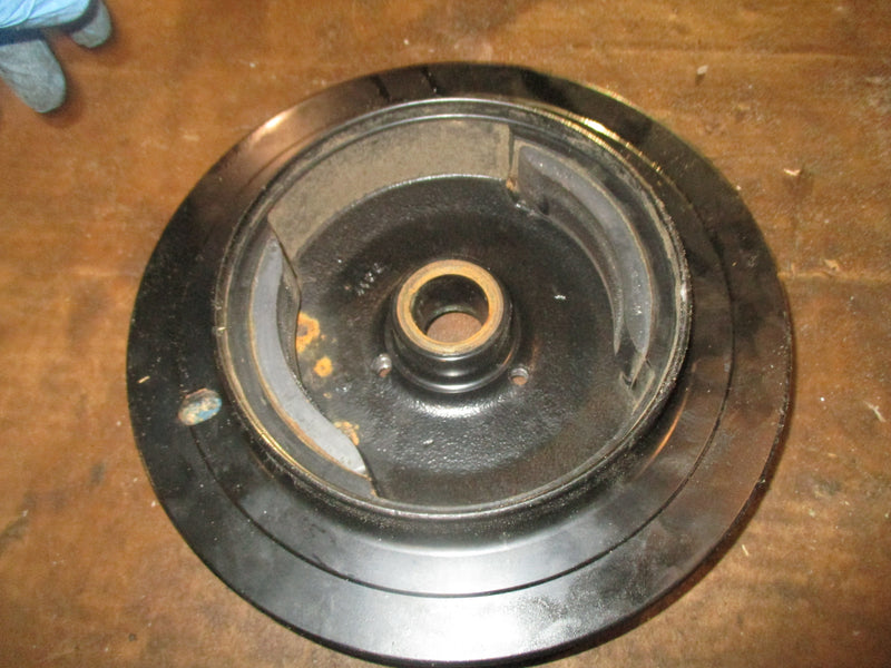 Evinrude 25hp 2 stroke outboard pull start only flywheel (513862)