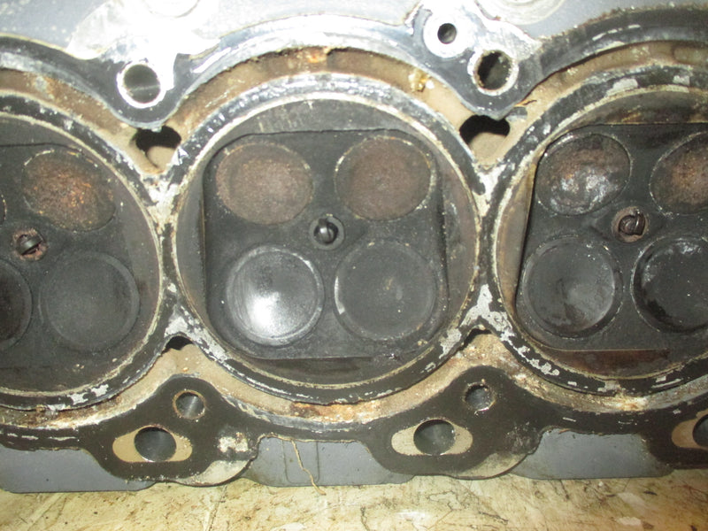 Yamaha 225hp 4 stroke Outboard Starboard cylinder head