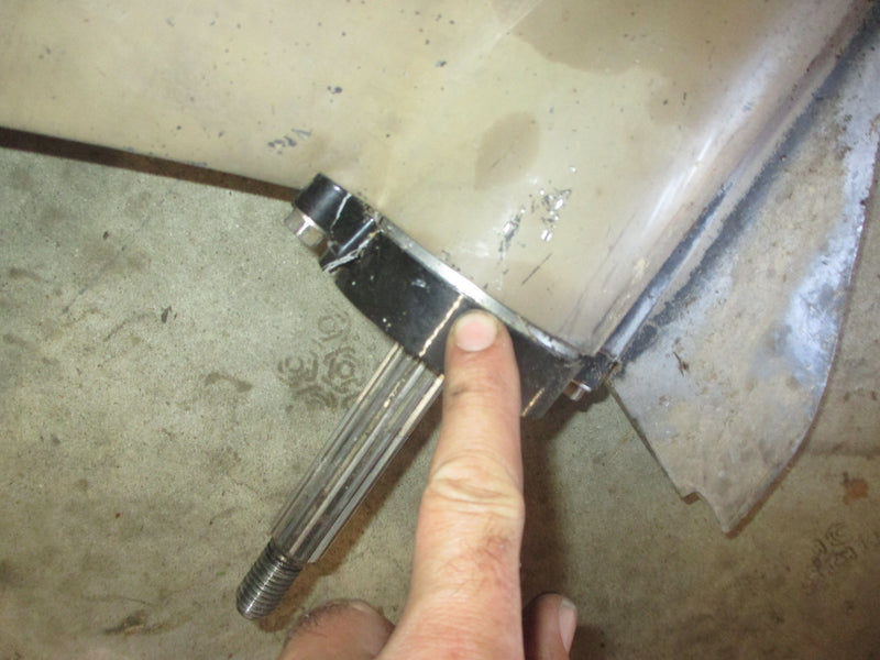 Mercury 60hp 2 stroke outboard 20 inch shaft lower unit PARTS ONLY