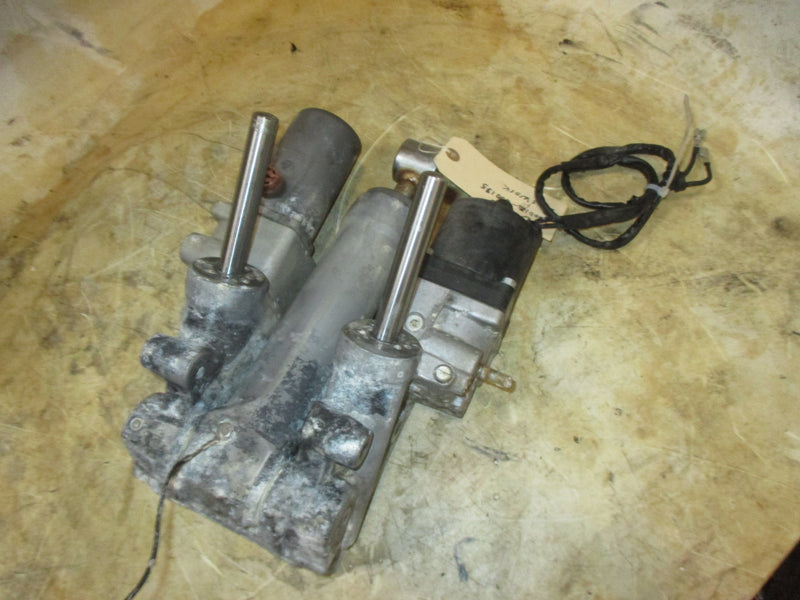 Suzuki DF300 300hp 4 Stroke outboard tilt trim unit