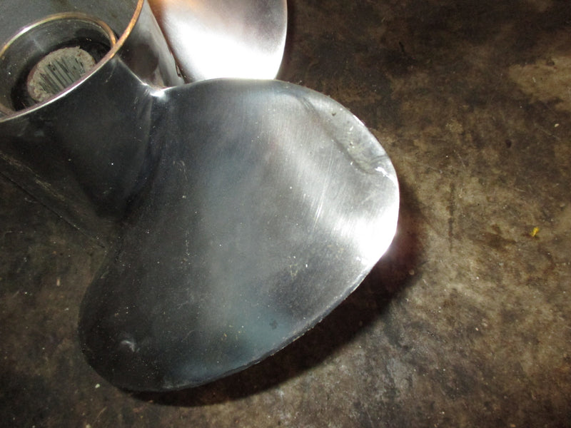 Johnson/Suzuki 140hp 4 stroke outboard SS propellor Solas (13 7/8x17)