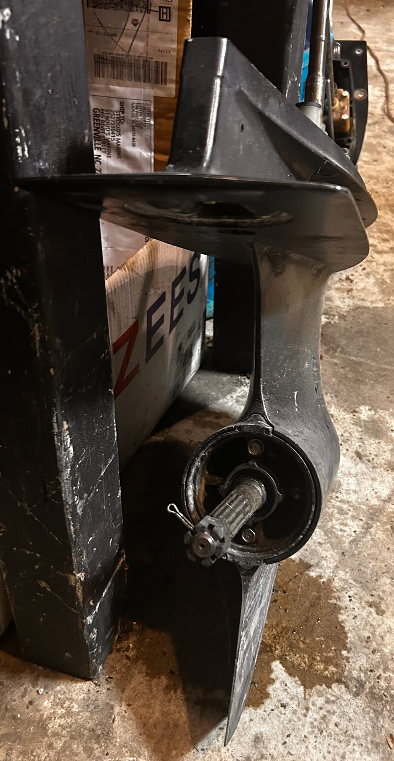 Yamaha/mercury 225hp 4 Stroke outboard 25 inch lower unit