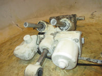 Load image into Gallery viewer, Johnson 115hp 60 degree 2 stroke outboard tilt trim unit
