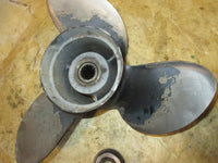 Load image into Gallery viewer, Johnson Evinrude outboard stainless steel propellor (391290) 15 x 17

