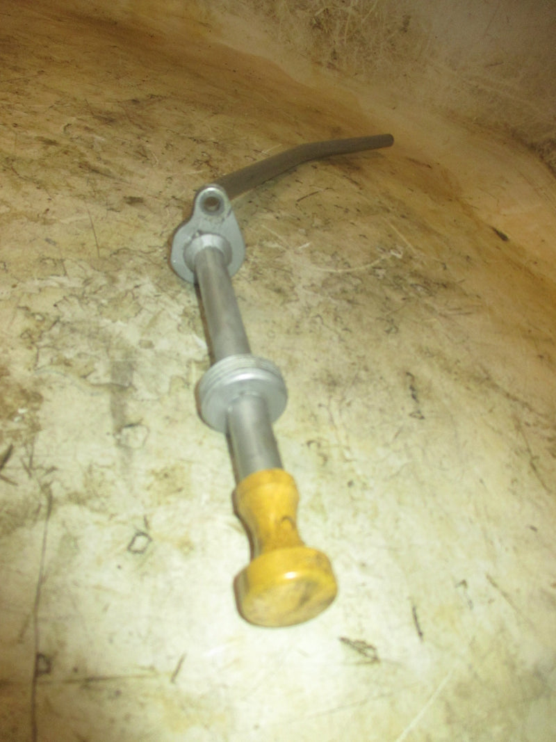 Yamaha 225hp 4 stroke Outboard Oil dipstick/guide (69J-15377-00-00)