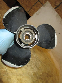 Load image into Gallery viewer, Johnson 15hp 2 stroke outboard aluminum propellor (9325x11)-(177247)
