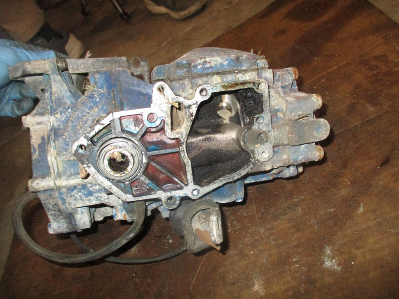 Johnson 20hp 2 stroke outboard crankcase powerhead