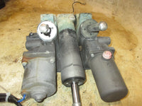 Load image into Gallery viewer, Suzuki DF200 200hp 4 Stroke outboard tilt trim unit
