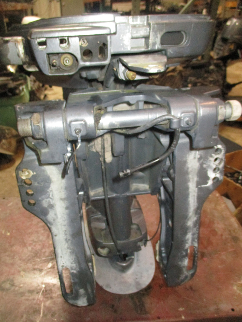 Yamaha 60hp 4 stroke outboard 20" shaft mid section