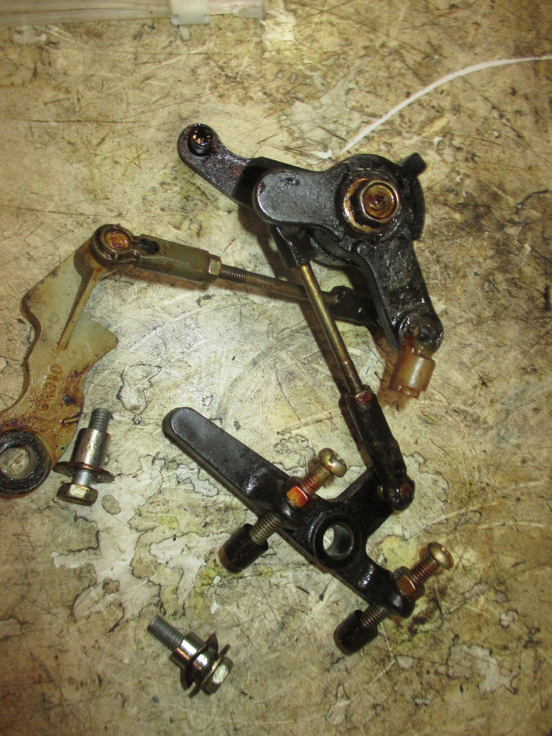 Yamaha 70hp 2 stroke outboard throttle bracket (6H3-41631-00)