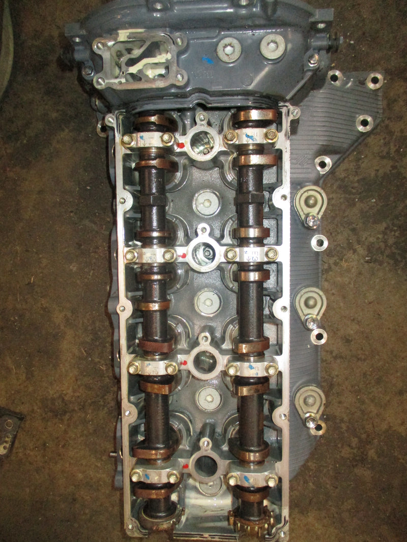 Suzuki DF175 outboard cylinder head (11101-96J01)