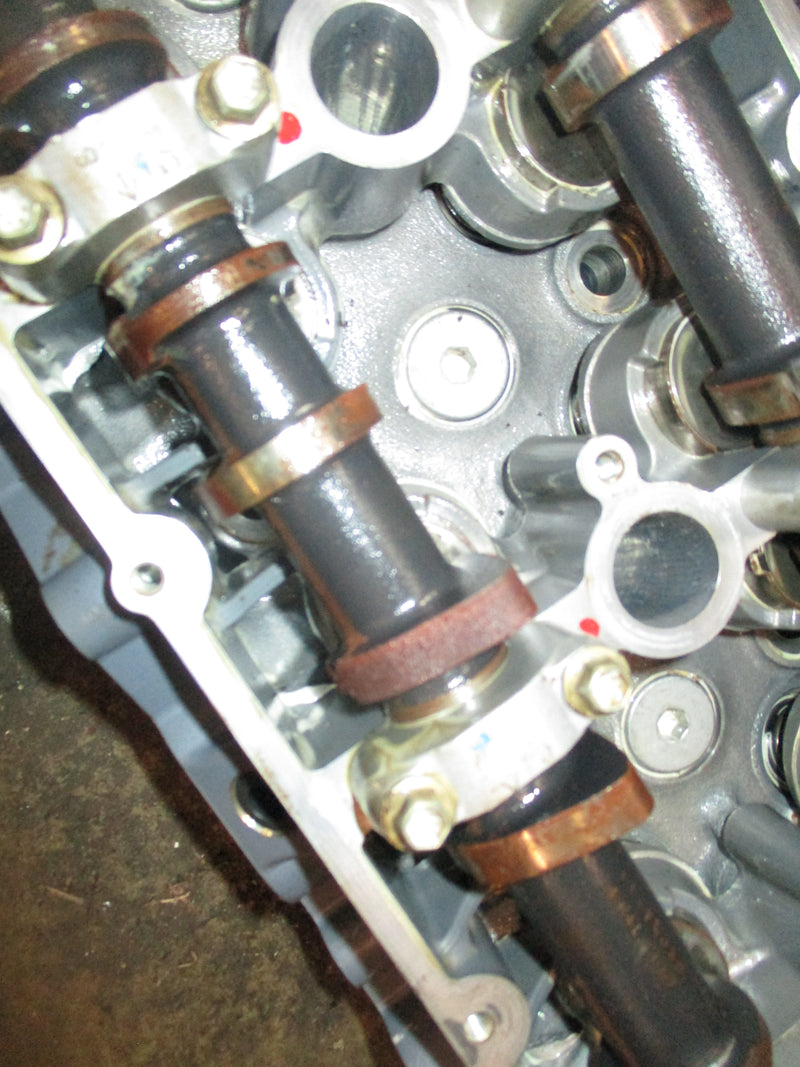 Suzuki DF175 outboard cylinder head (11101-96J01)