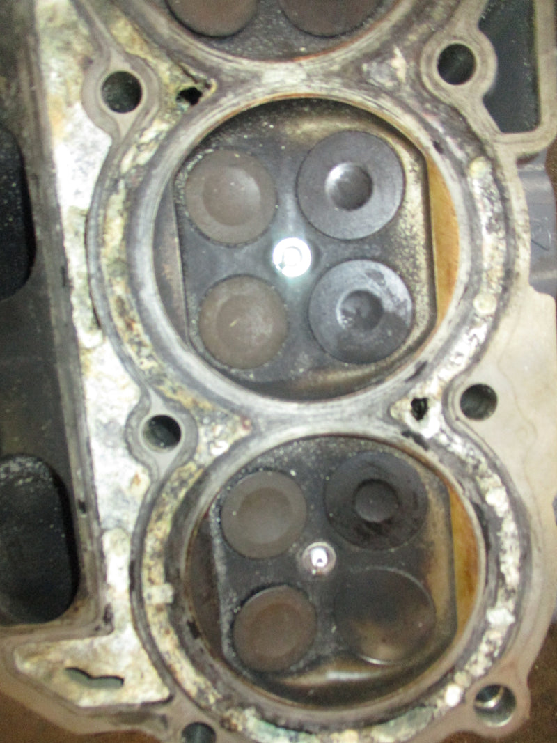Suzuki DF175 outboard cylinder head (11101-96J01)