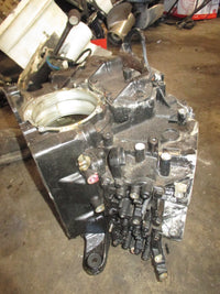 Load image into Gallery viewer, Evinrude 88hp 2 stroke outboard crankcase block 327910
