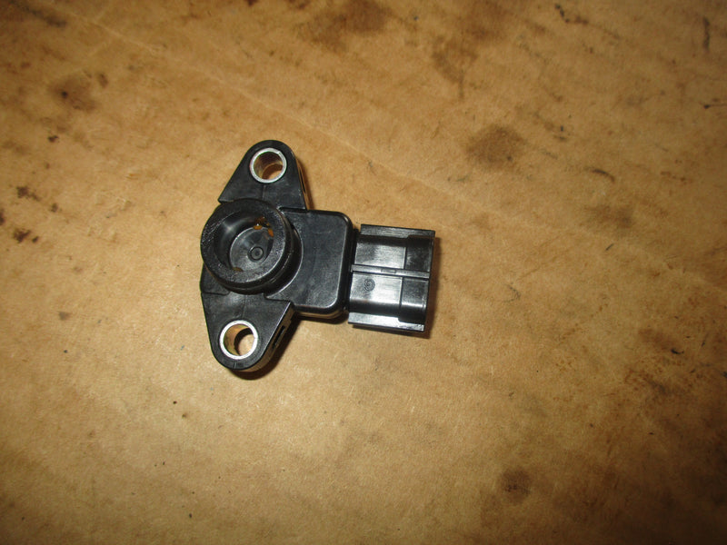 Suzuki DF175 outboard map sensor (18590-68H00)
