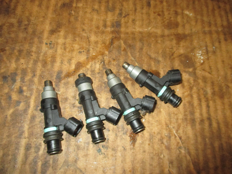 Suzuki DF140A 140hp 4 stroke outboard fuel injector set (15710-82K50)