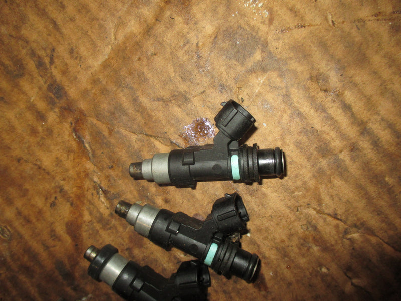 Suzuki DF140A 140hp 4 stroke outboard fuel injector set (15710-82K50)