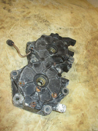 Load image into Gallery viewer, Evinrude 88hp 2 stroke outboard port cylinder head (326504)
