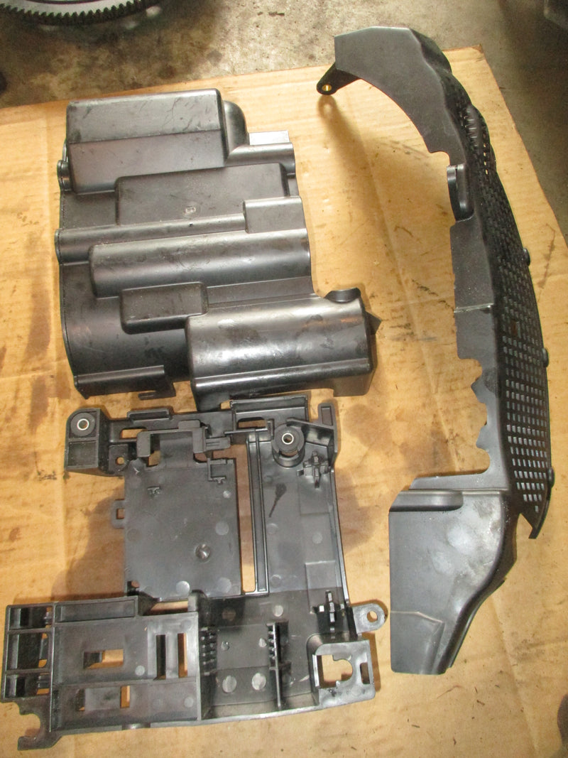Suzuki DF175 outboard electronics bracket set (32890-96J00)