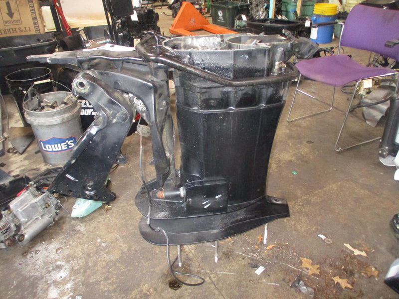 Mercury 225hp 3.0L EFI 2 stroke outboard 30" shaft mid section