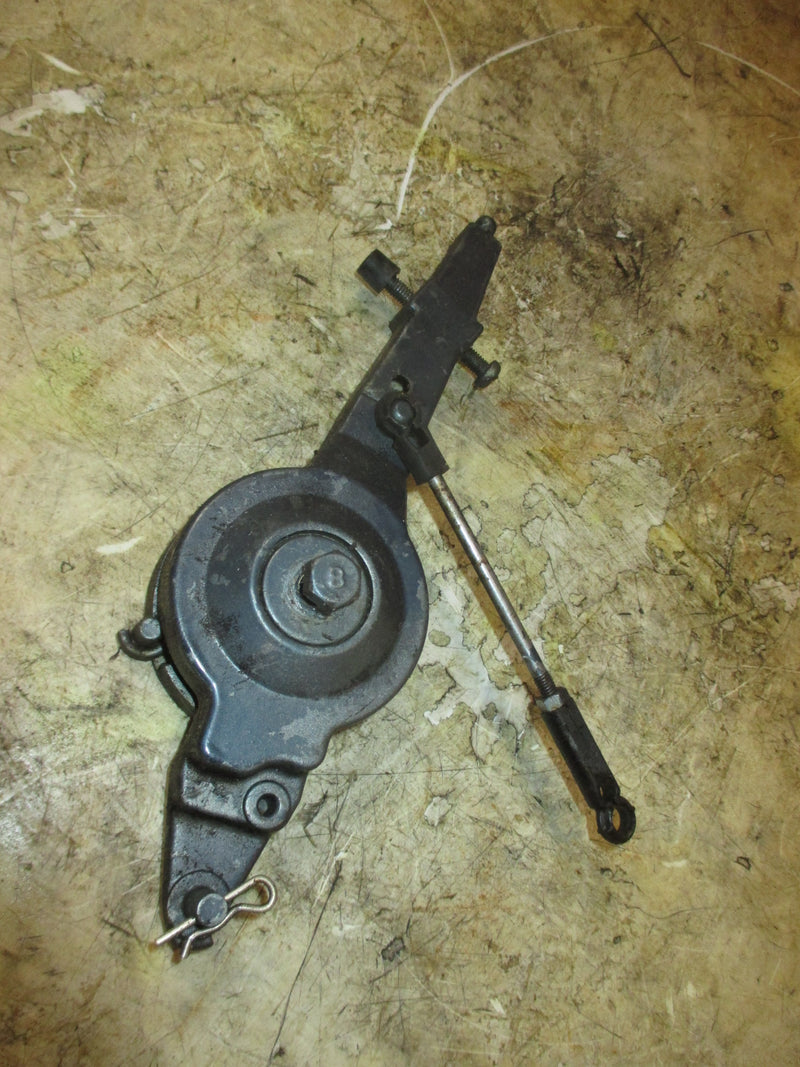 Yamaha 90hp 2 stroke outboard throttle bracket (688-41632-01-94)