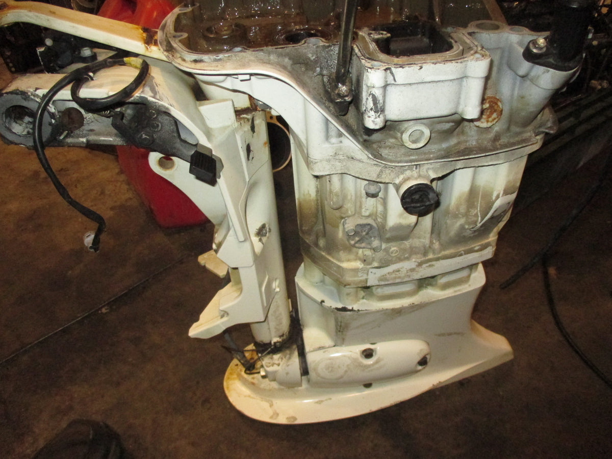 Suzuki DF140A 140hp 4 stroke outboard 25 inch midsection