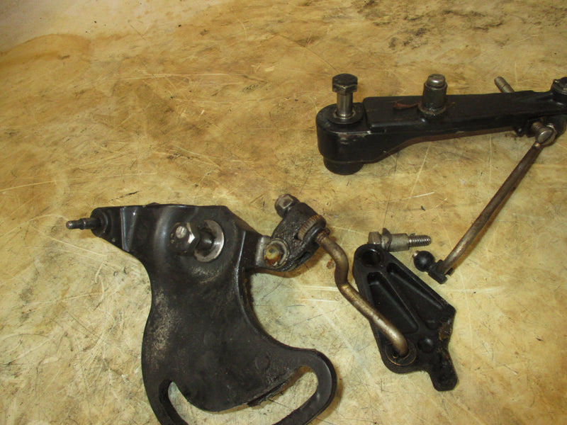 Evinrude 88hp 2 stroke outboard throttle and shifter bracket 331156 / 330898