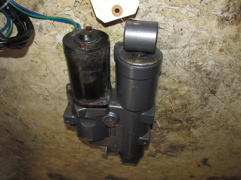 Yamaha 50hp 2 Stroke Outboard Tilt Trim Unit (62Y-01)