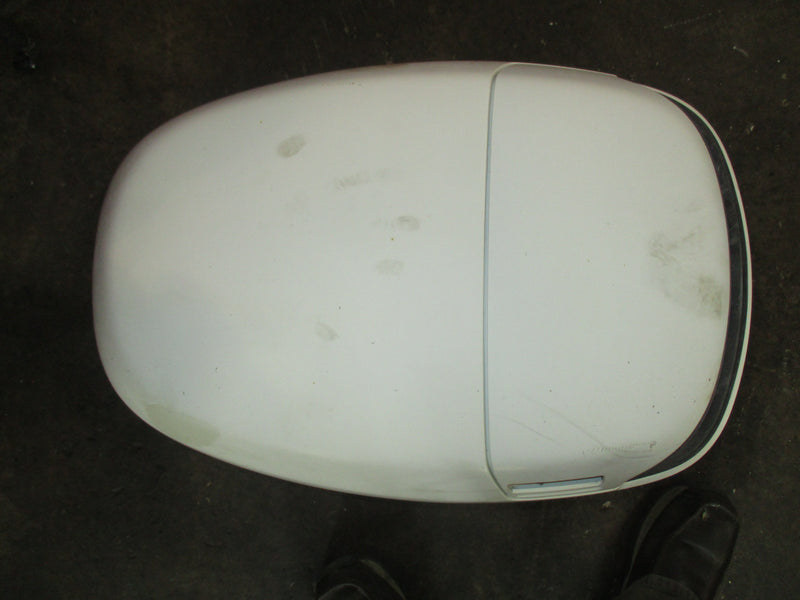 Johnson Suzuki 115hp 4 stroke outboard top cowling