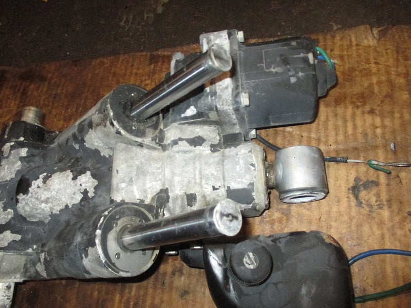 Johnson 90hp 2 stroke outboard tilt trim unit