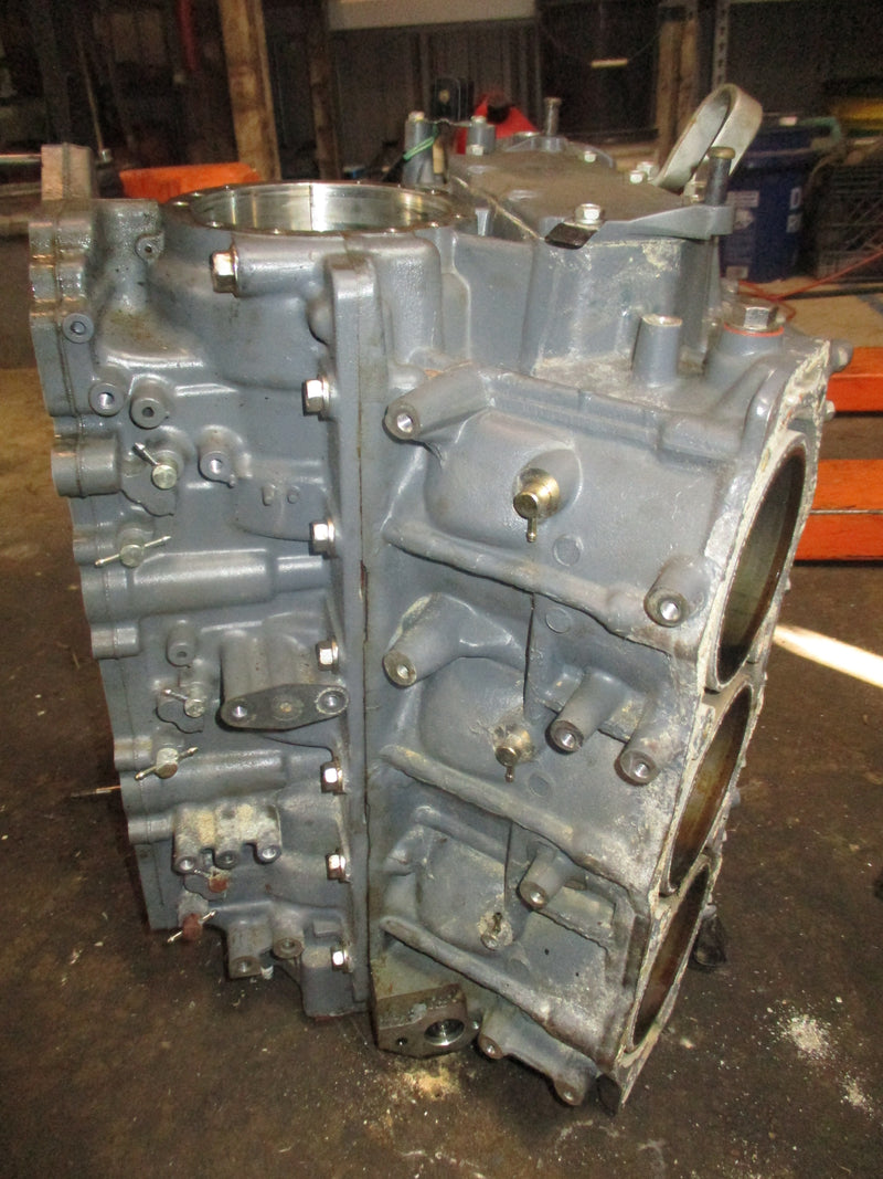 Yamaha 200hp 0X66 2 stroke outboard crankcase block