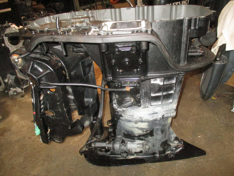 Suzuki DF175 outboard 25" midsection