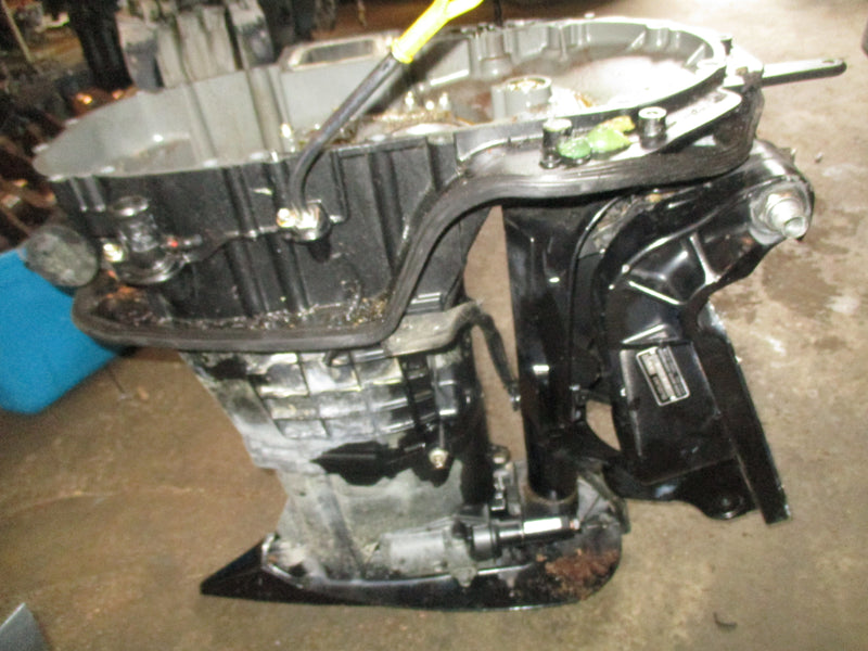 Suzuki DF175 outboard 25" midsection