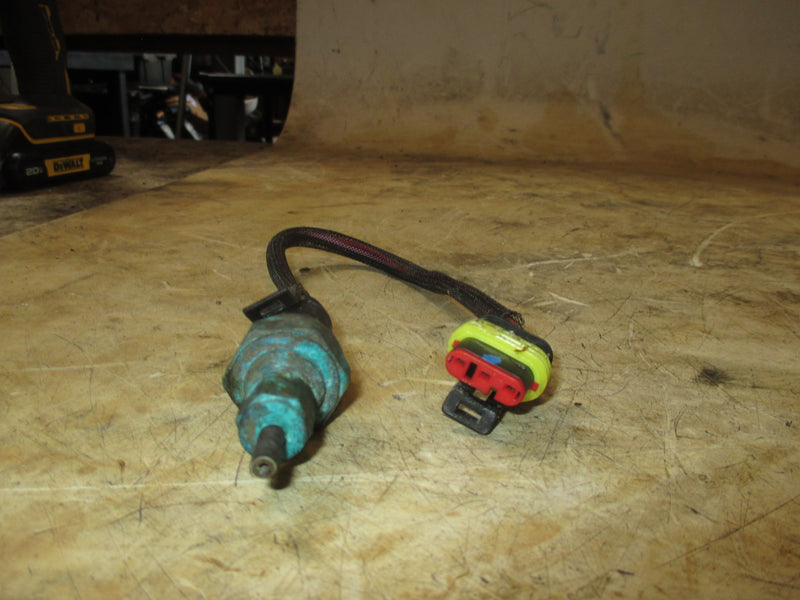 Evinrude 250hp Etec G2 2 stroke outboard sensor