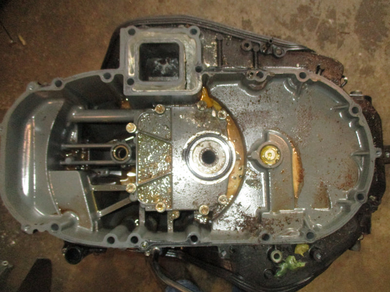 Suzuki DF175 outboard 25" midsection