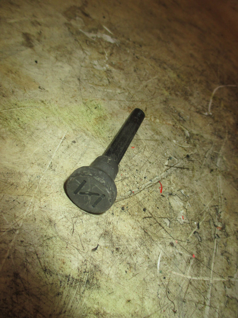 Mariner 30hp 2 stroke outboard choke knob