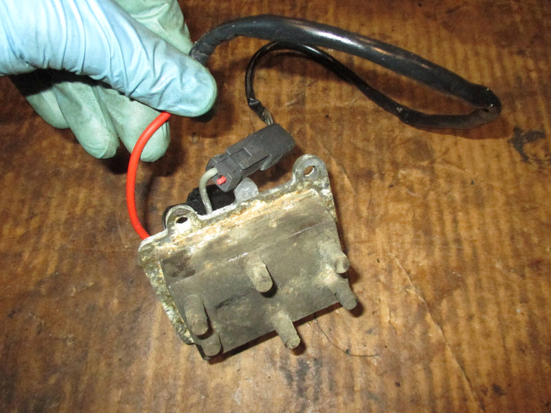 Johnson 90hp 2 stroke outboard rectifier regulator (586075)