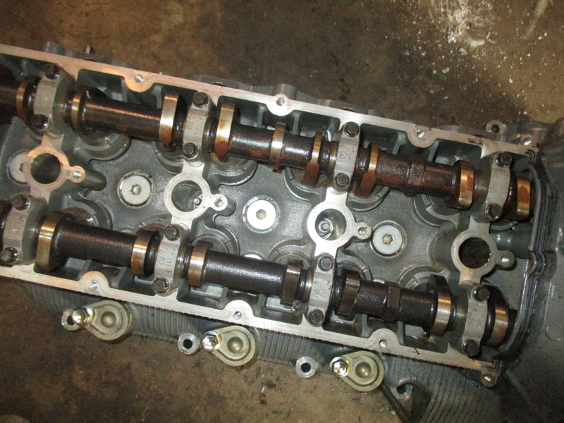 Suzuki DF175 outboard cylinder head