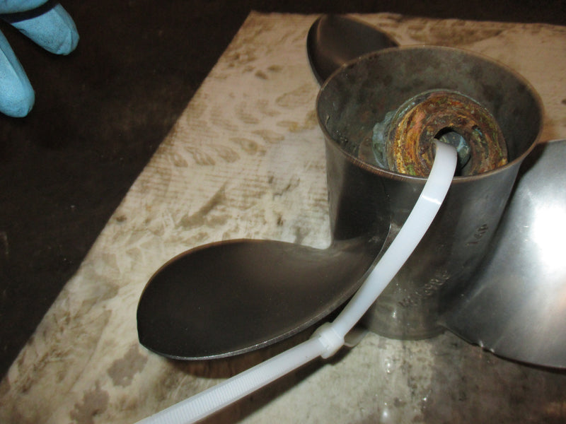 Mercury optimax 115hp outboard ss propellor vengeance (48-16986-16P)
