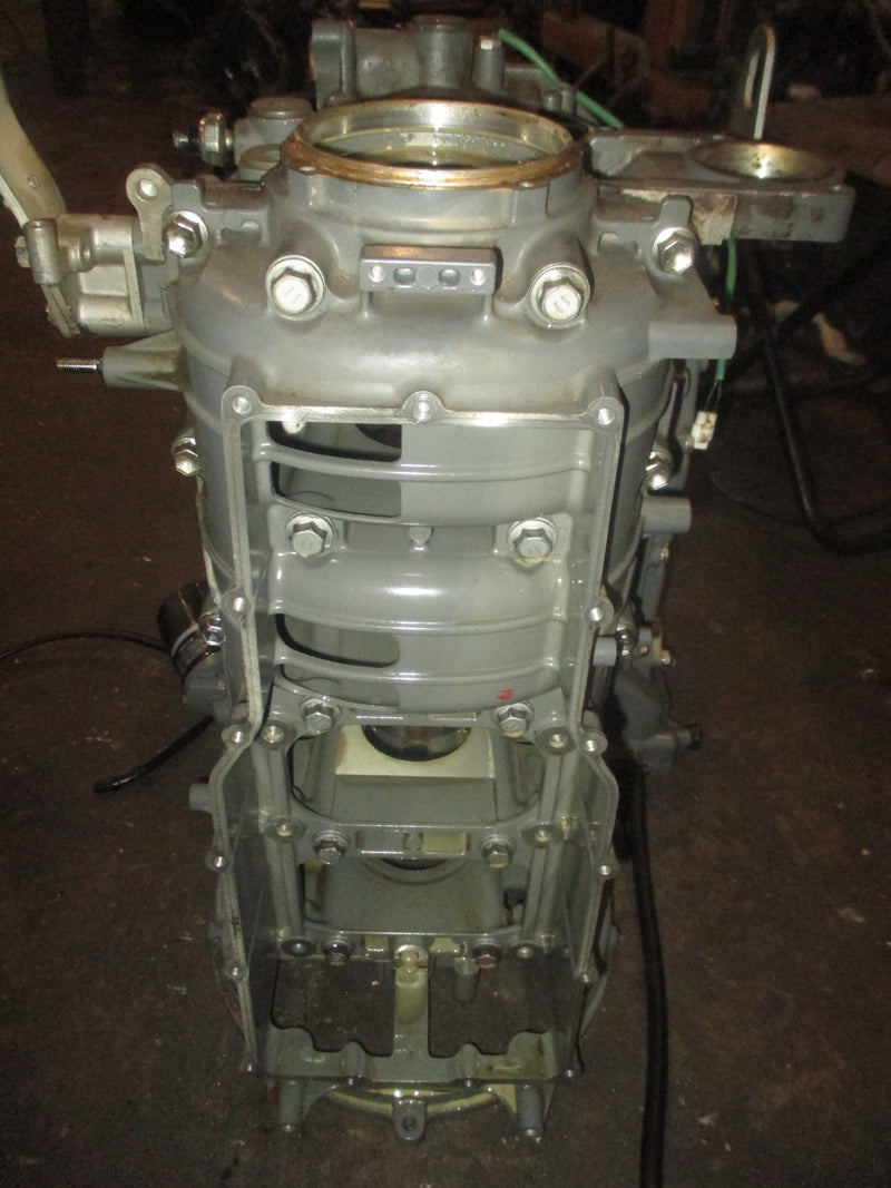 Suzuki DF175 175hp 4 stroke Outboard Crankcase block