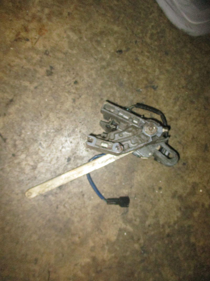 Yamaha 225hp 4 stroke outboard neutral switch and bracket (685-8259F-00-00)