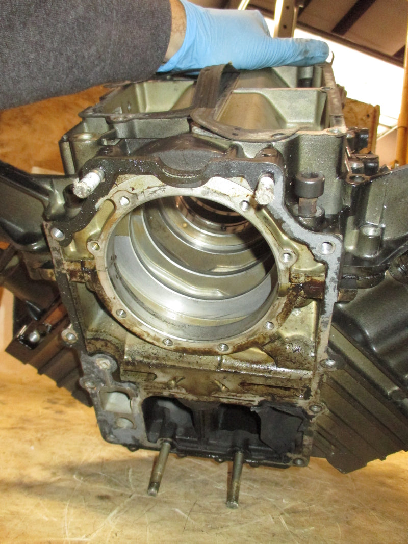 Evinrude 88hp 2 stroke outboard crankcase block (327910)