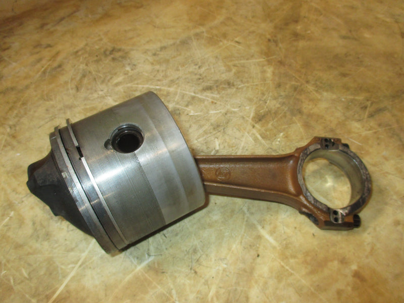 Evinrude 88hp 2 stroke outboard piston and rod (328355)