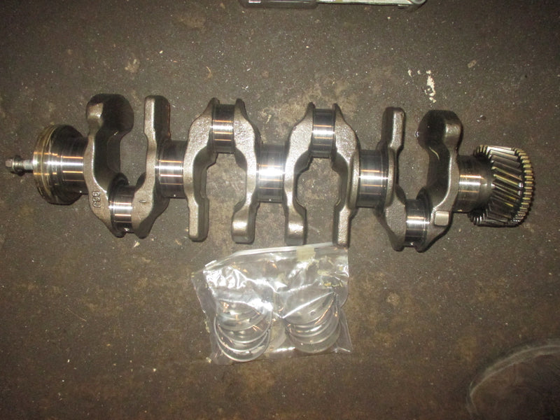 Suzuki DF175 175hp 4 stroke Outboard Crankshaft (12221-96J00)