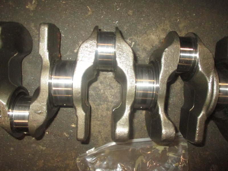 Suzuki DF175 175hp 4 stroke Outboard Crankshaft (12221-96J00)