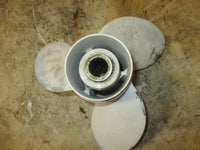 Load image into Gallery viewer, Yamaha 40hp 2 stroke outboard aluminum propellor
