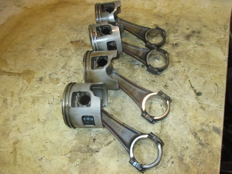 Yamaha 130hp 2 Stroke outboard Piston and Rod Set of 4 (6RS-11)