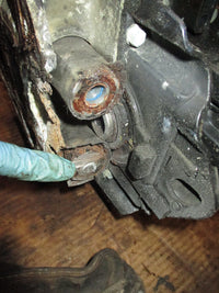 Load image into Gallery viewer, Johnson 90hp 2 stroke outboard crankcase powerhead
